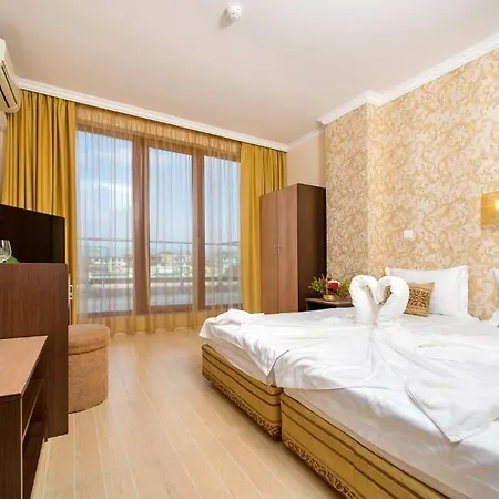 ирис Хотел 3*