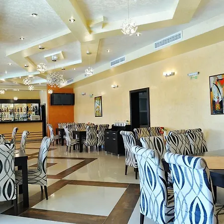 Iris Hotel
